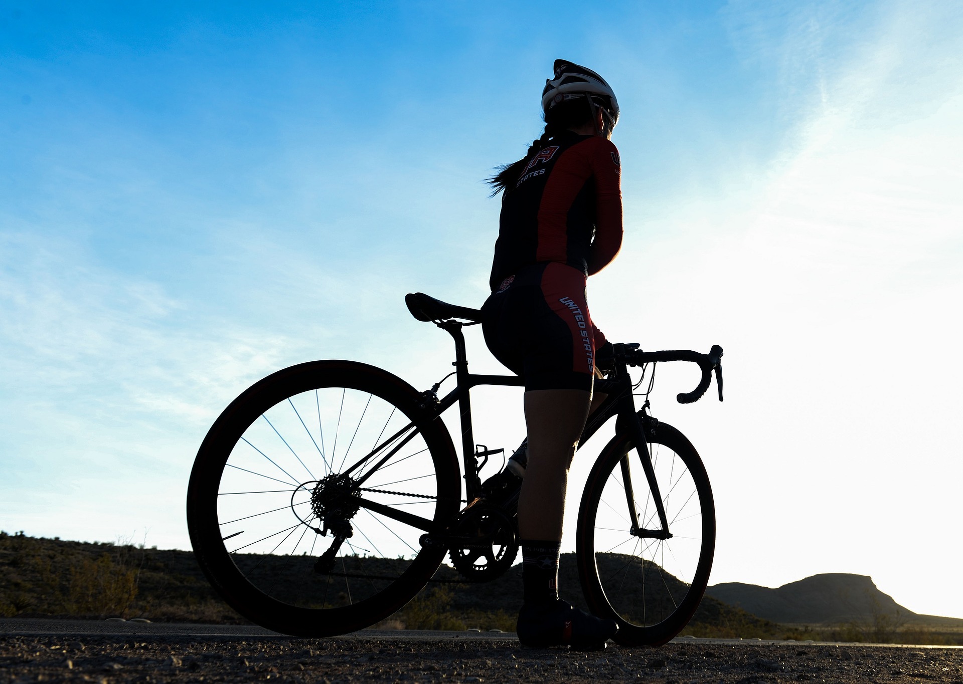 frágil heroína excursionismo Lesiones en el suelo pélvico de las ciclistas al montar en bicicleta: el  periné femenino - Younextbike. Salud y Rendimiento para el Ciclista